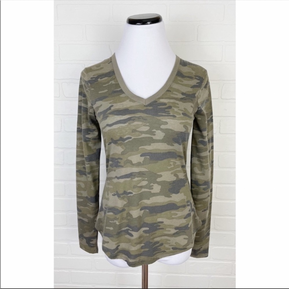 Nwt Ultra Flirt Camo Print Top - Picture 2 of 7